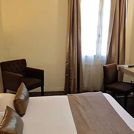 Restaurant Du Centre Et Du Lauragais 酒店 卡斯泰尔诺达里