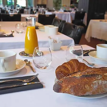 Restaurant Du Centre Et Du Lauragais 卡斯泰尔诺达里