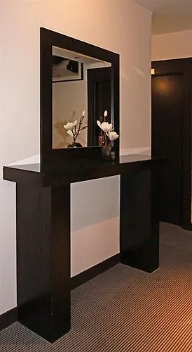 Hotel Restaurant Du Centre Et Du Lauragais 3*